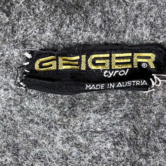 Geiger Vintage 80s Cropped Blazer Jacket Womens Medium Gray Wool Pockets Austria - Picture 10 of 13